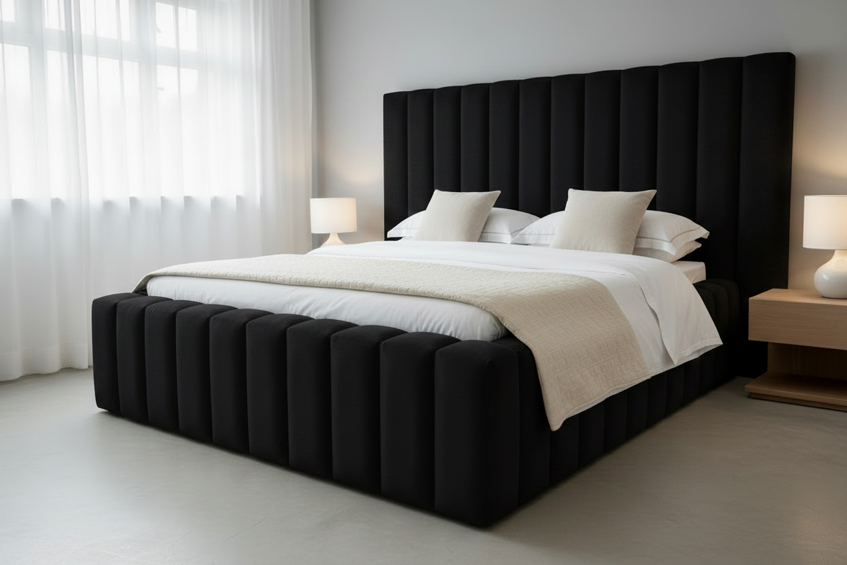 Sapphire Bed in Black